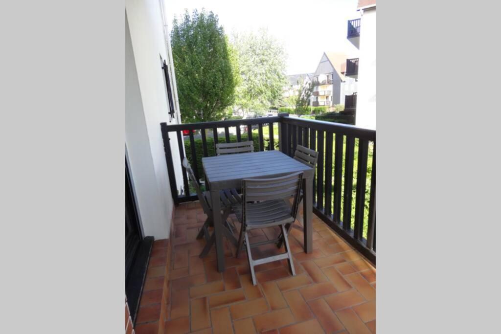 Bel Appartement Proche Plage, Pour 4 Personnes Cabourg Exterior foto